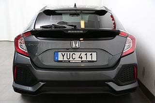 Halvkombi Honda Civic 8 av 25