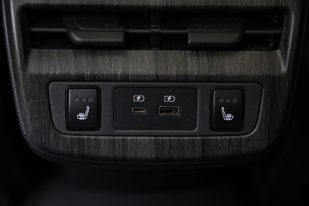 Nissan Ariya 87 kWh Evolve 22kW 360° Kamera Navi HuD Panorama