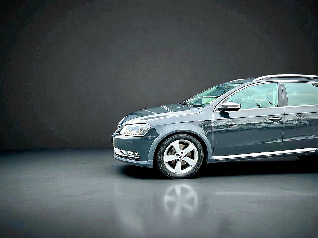 Volkswagen Passat Alltrack 2.0 TDI 4M *3,99%* Värmare Läder Kamrem Bytt
