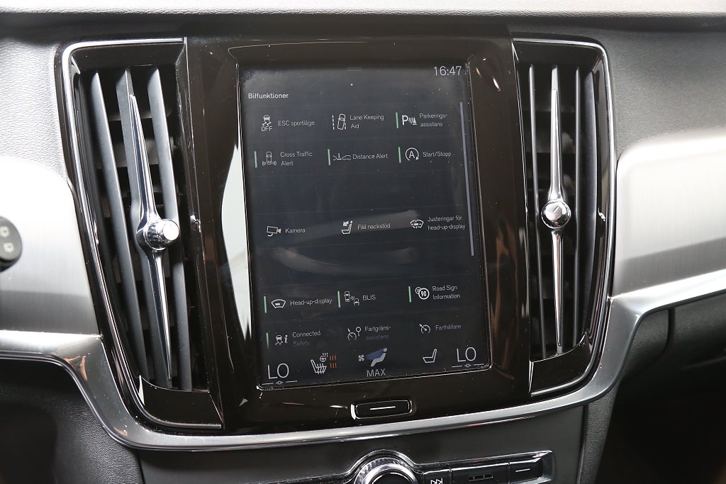 Volvo V90 T4 190hk Momentum SE Aut Head-up Kamera VOC Drag 2019