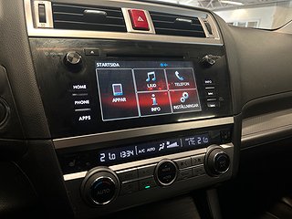Subaru Outback 2.0 4WD Ridge Kamera/Drag/Mvärm/Skinn/S&Vdäck