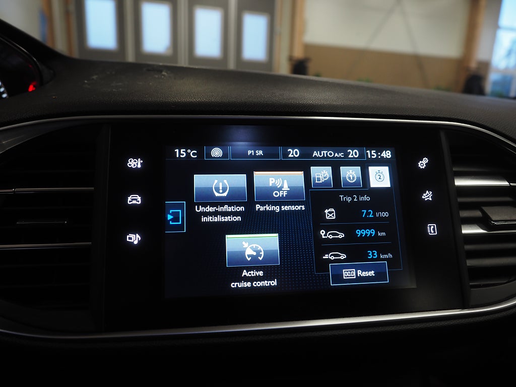 Peugeot 308 SW 1.2 130hk Allure Automat Drag PDC Keyless 2015