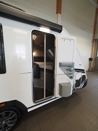 Husvagn, 1-axl Knaus Sport&fun 480 QL 4 av 14