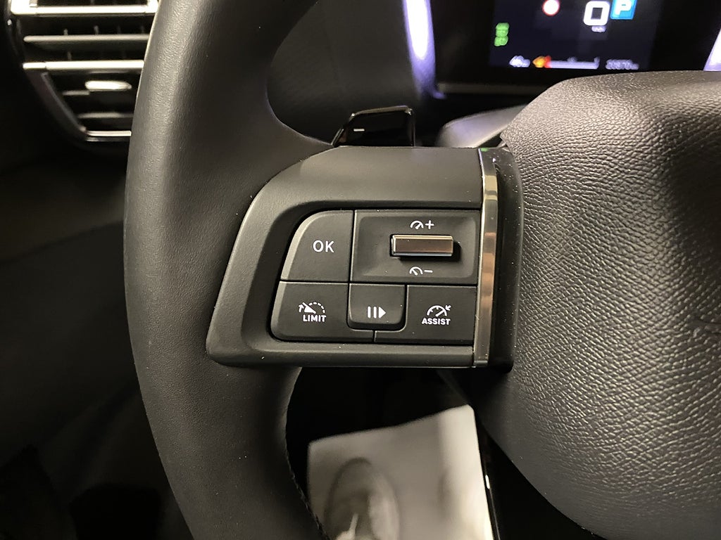 Bild på Citroën C4 X SHINE 1.2 PureTech 130hk AUT Back/Nav