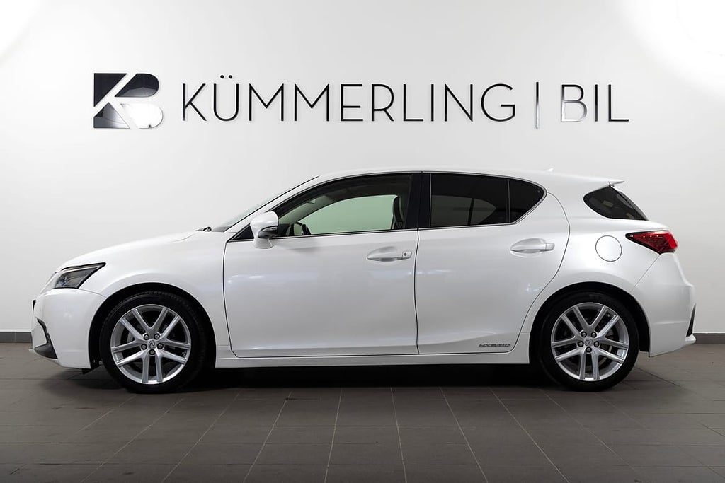 Lexus CT 200h - Mark Levinson / B-kamera / P-sensorer