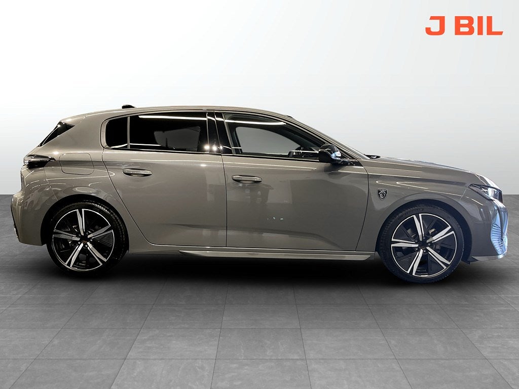 Bild på Peugeot 308 GT 5D 1.2 PT 130hk Aut - B-KAMERA, CARPLAY