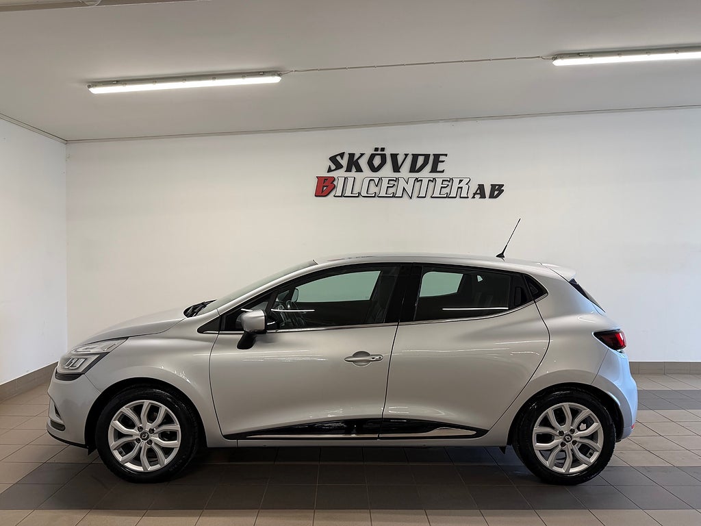 Renault Clio 0.9 TCe 90hk Intens/4200MIL/Nyservad/GPS/KeylessGO/LED