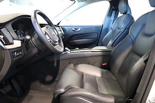 SUV Volvo XC60 15 av 32