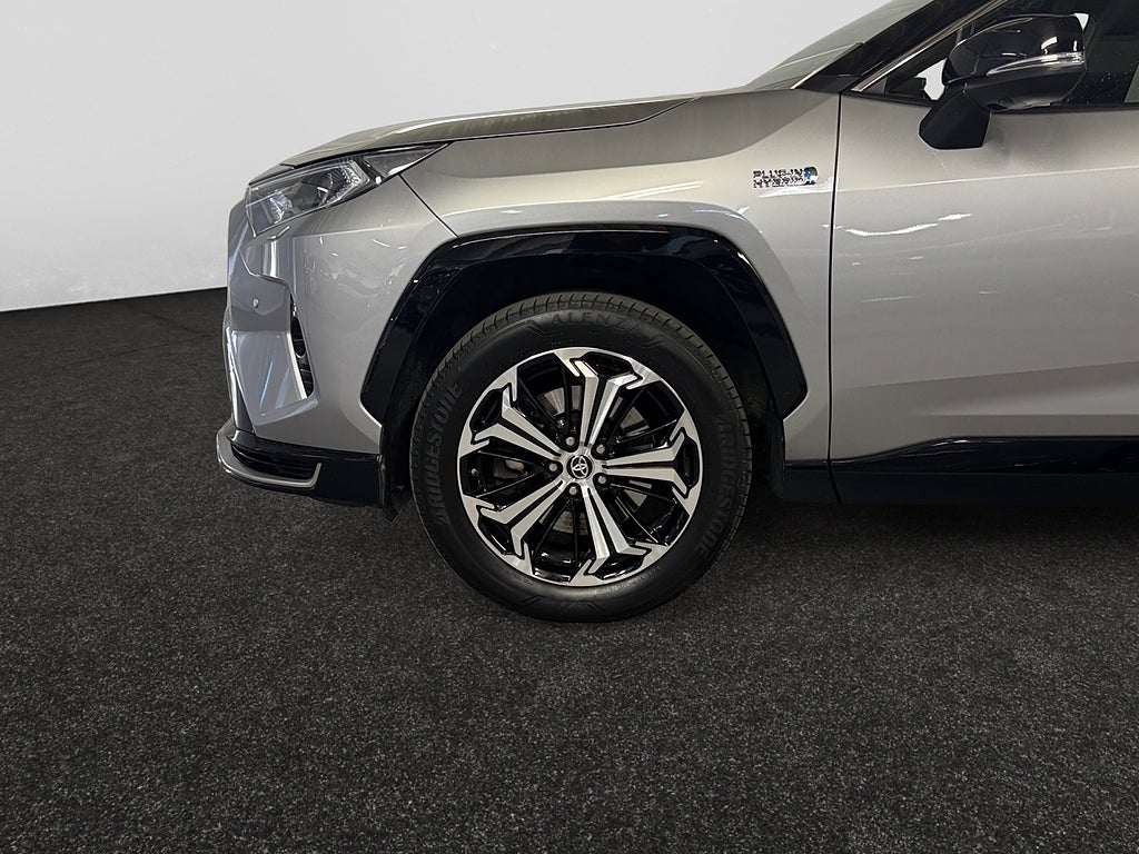 Toyota RAV4 Plug-in AWD Style Premium Dragkrok Adp-fart Navi Kamera bild 5