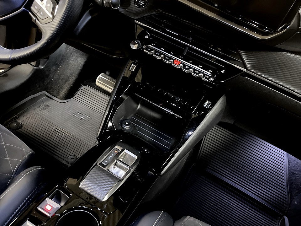 Bild på Peugeot E-208 GT 50kWh 136hk Aut - PANO, B-KAMERA