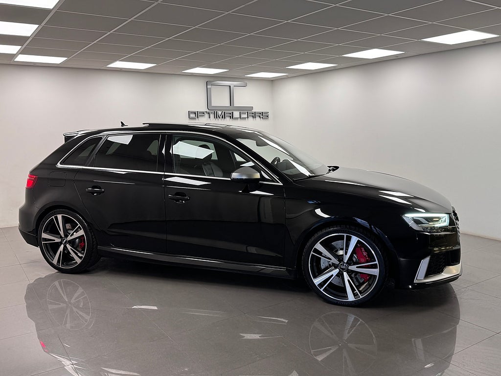 Audi RS3 2018 - miniatyr 8