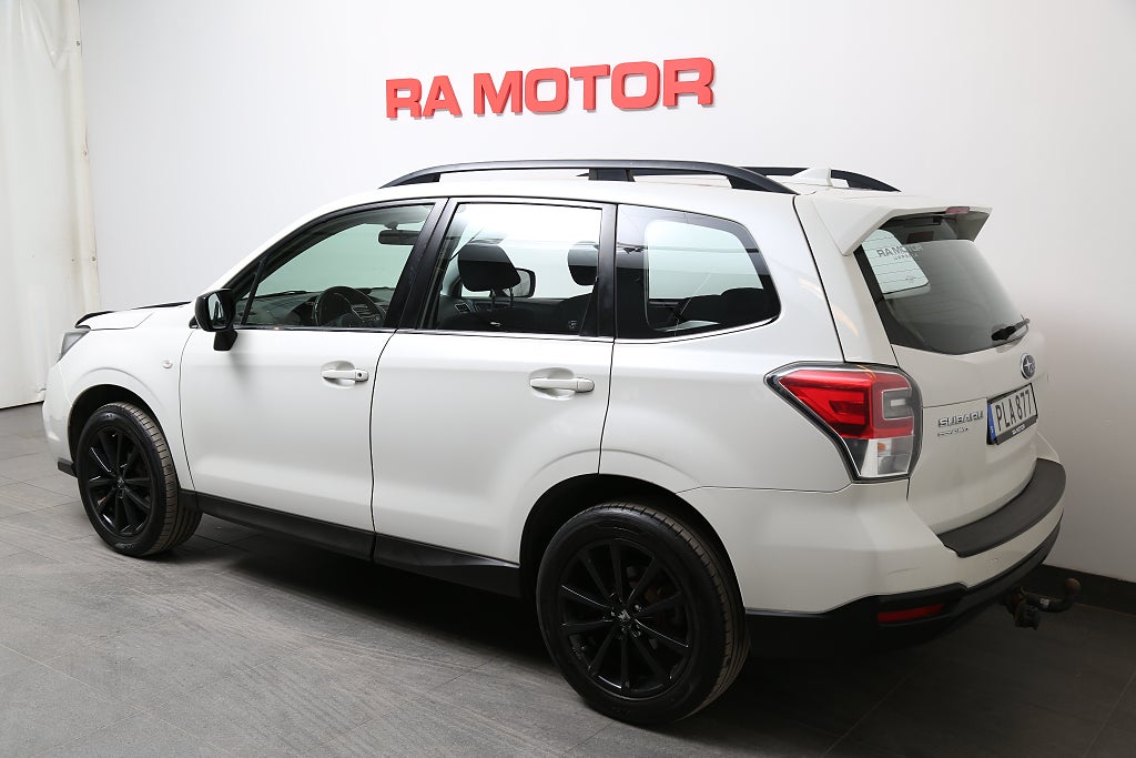 Subaru Forester 2,0i 150hk X AWD Motorv Dragkrok 2017