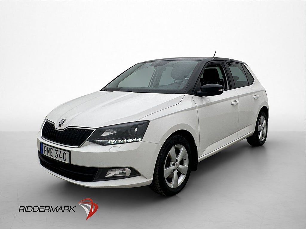 Skoda Fabia 1.0 TSI 95hk Style Sensorer CarPlay Farthållare
