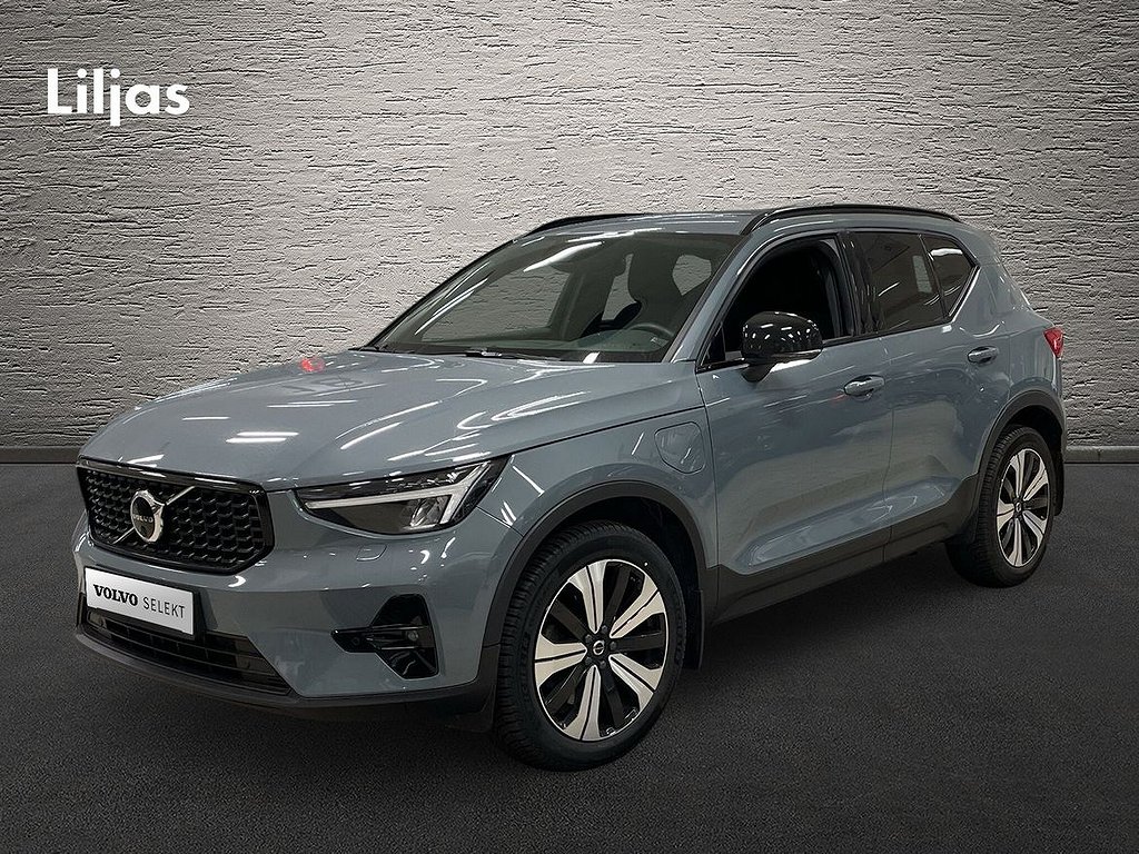 Volvo XC40 Recharge T4 Plus Dark