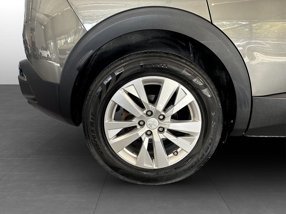 Bild på Peugeot 3008 Active 1.2 PT 130hk DRAG BACKSENSORER