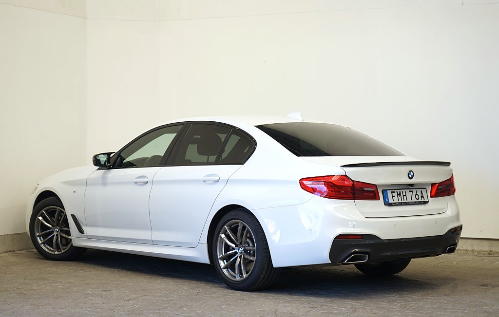 BMW 520d xDrive Sedan M Sport B-kamera Drag 190hk 4.99% Ränta