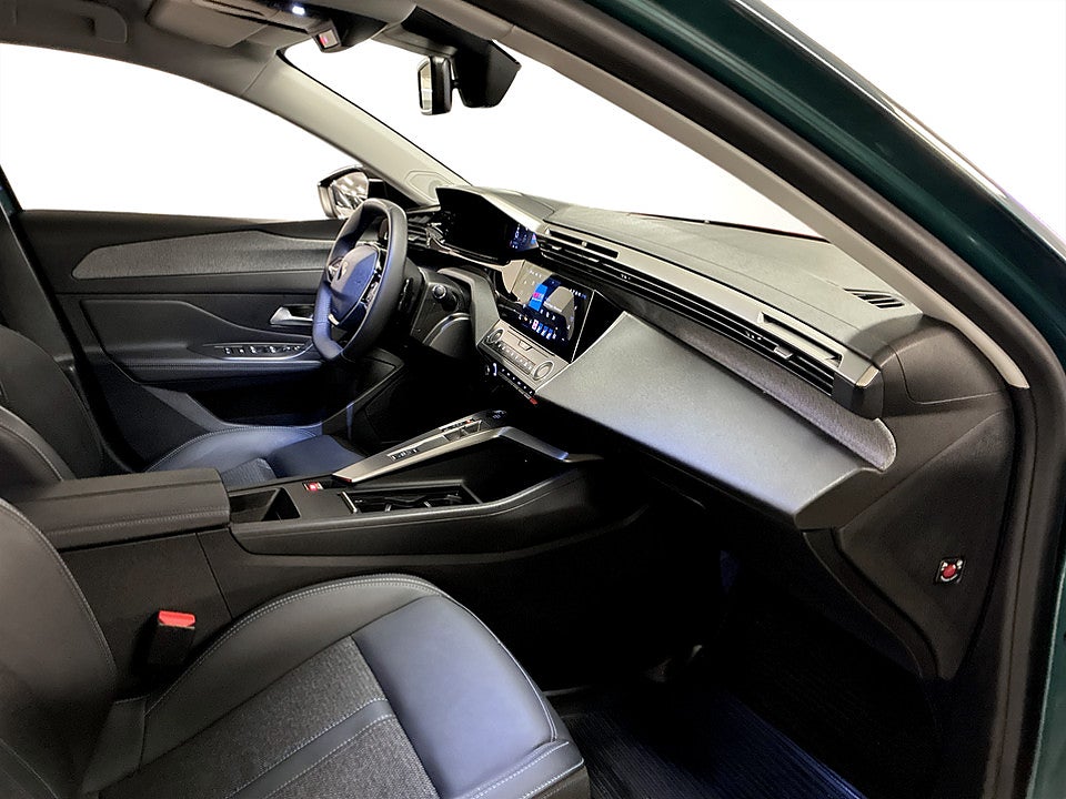Bild på Peugeot 308 SW Allure Hybrid 145hk Aut B-KAMERA CARPLAY