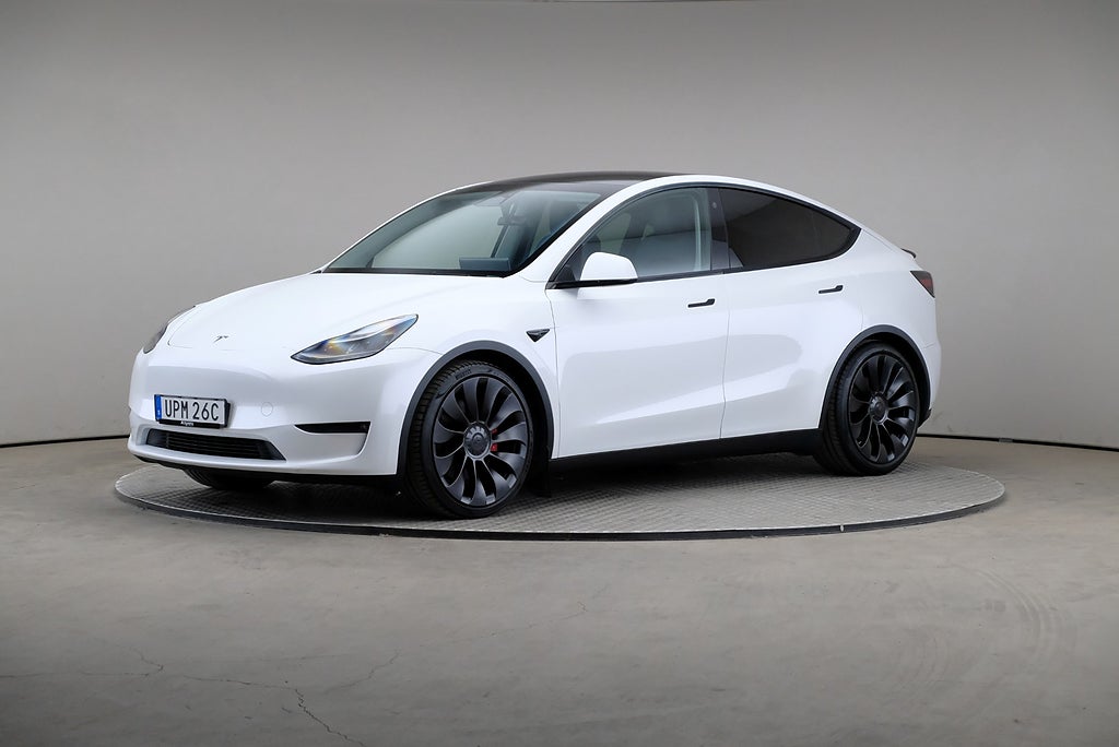 Tesla Model Y Performance 534hk AWD Pano Läder