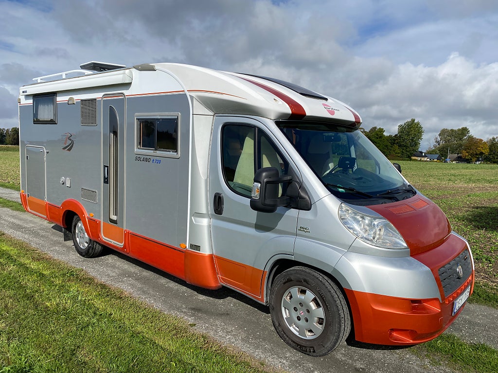 Bürstner T 720 3,0 158hk/2x AC/ Solceller/ Långbäddar