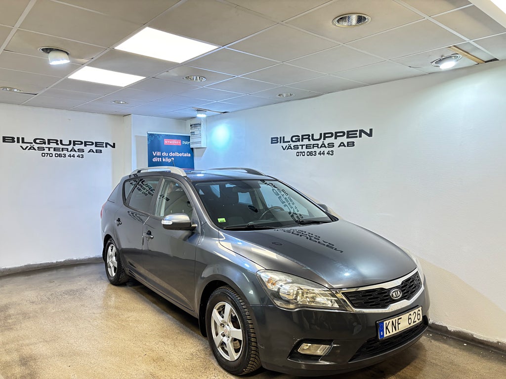 Kia Ceed cee'd_sw 1.6 / M&K - Värm / Drag / P-Sens / Ny Servad