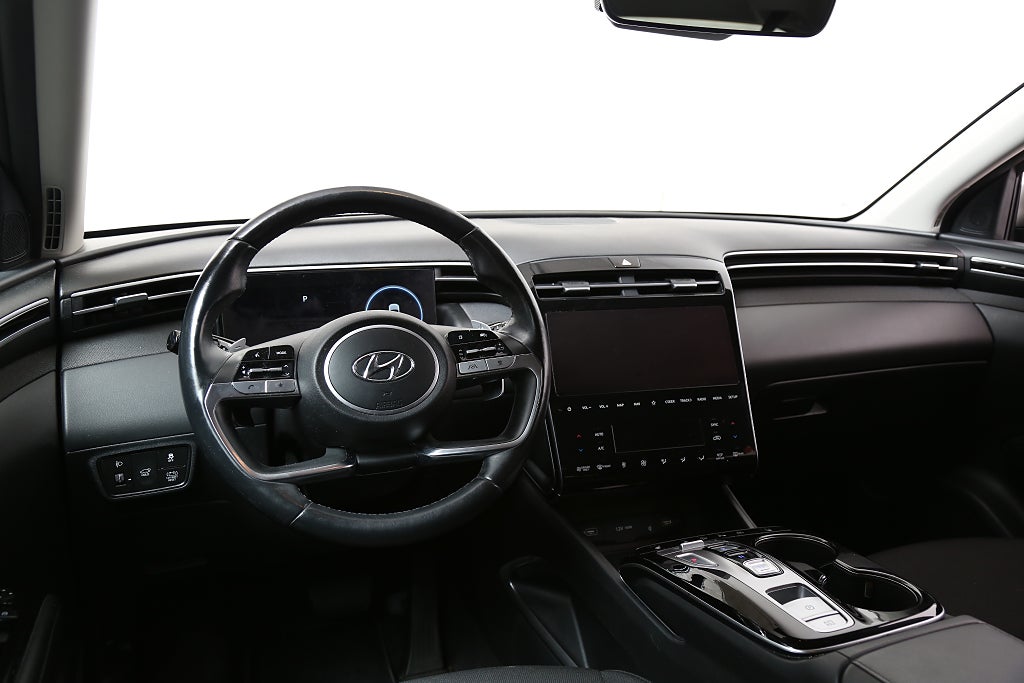 Hyundai Tucson 1,6 T-GDi HEV 230hk 6AT 4WD Essential Motorvärmare