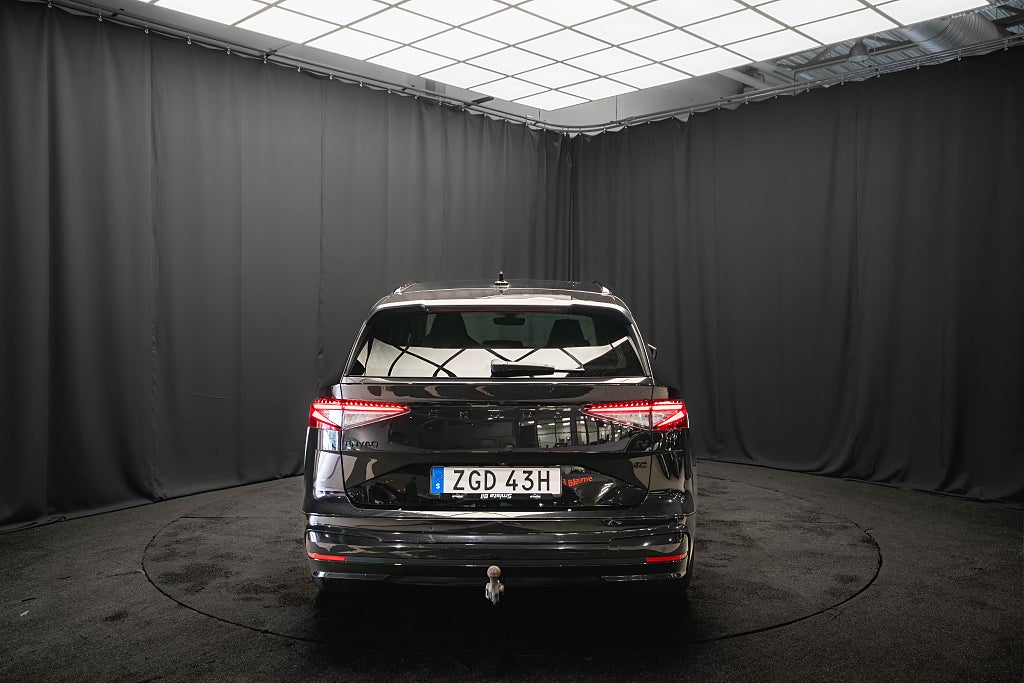 Skoda Enyaq iV 80 SPORTLINE DRAG KAMERA ELSTOL 1-ÄGARE MOMS 204hk