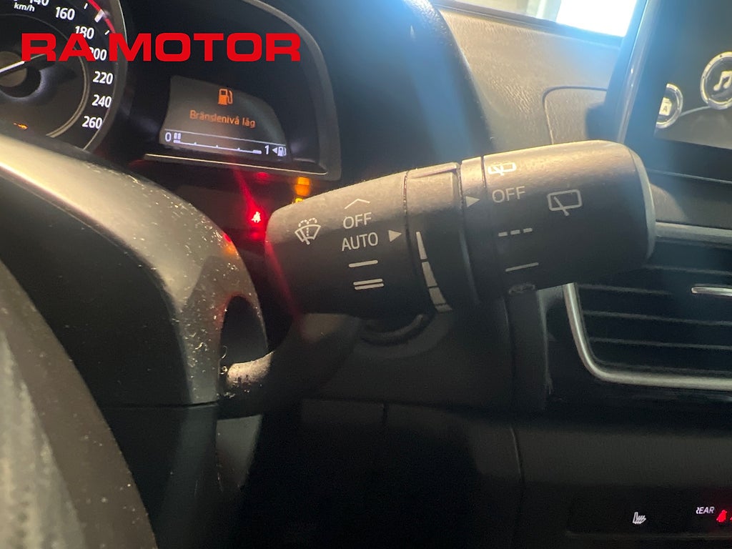 Mazda 3 Sport 2.0 120hk Automat Vision Dragkrok P-Sensorer Navi 2015