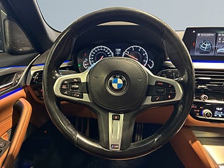 BMW 540D xDrive Touring AUT M Sport Värmare Drag 360Kamera S&V – bild 15