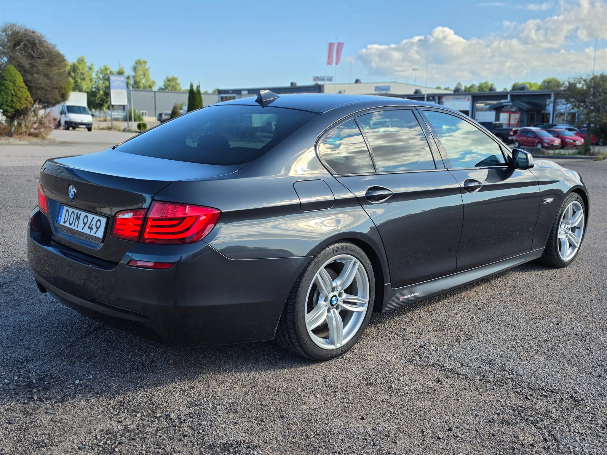 BMW 530 2011, kuva 5/60