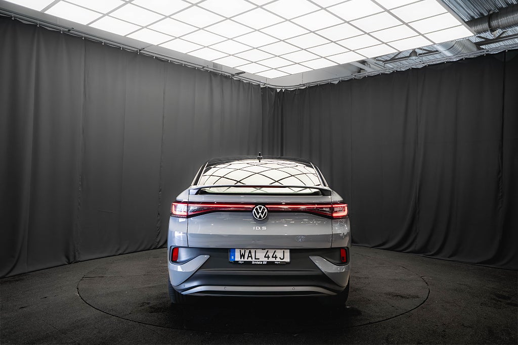 Volkswagen ID.5 Pro STYLE 360° HEAD-UP ELSTOL MINNE EL-BAKLUCKA MOMS