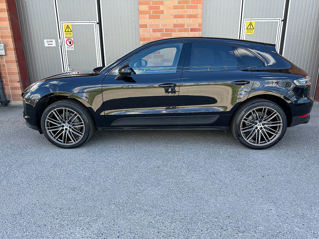 Porsche Macan S Burmester, Panorama, Sv såld, 18 väg, Nyservad