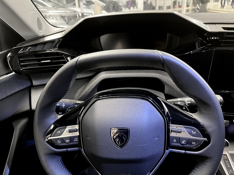 Bild på Peugeot 308 Allure PHEV 180hk Aut - B-KAMERA, CARPLAY