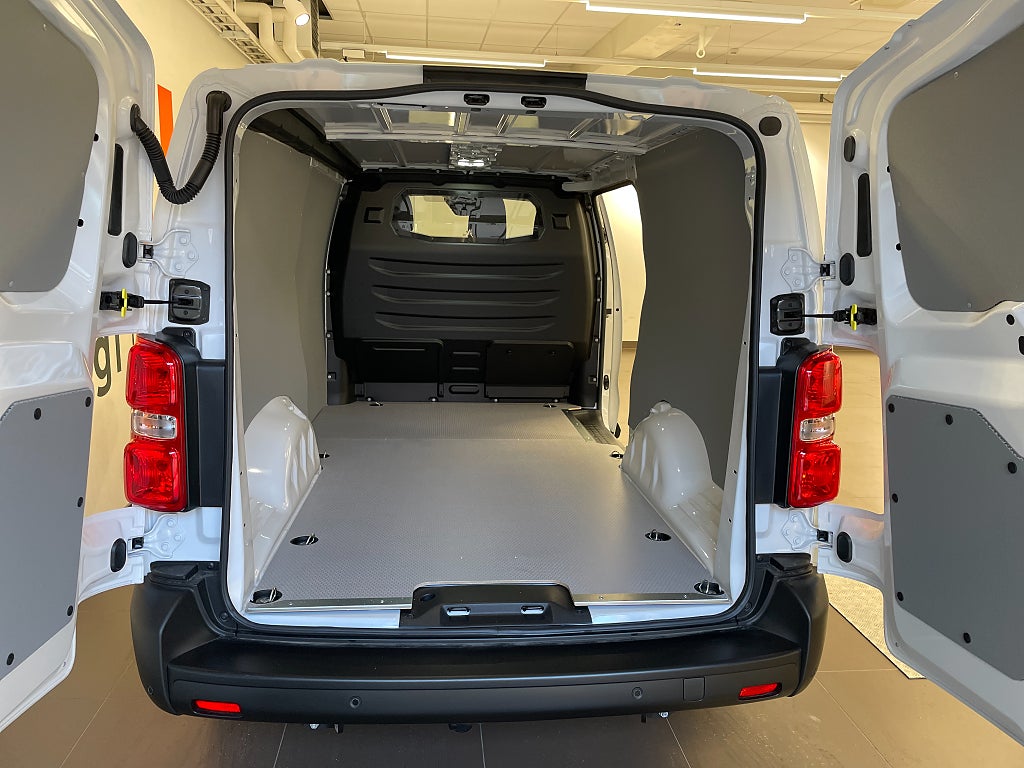 Bild på Peugeot Expert BlueHDi 180hk Automat L2