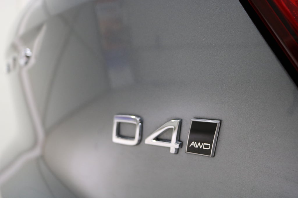 Volvo XC40 2018 - miniatyr 4