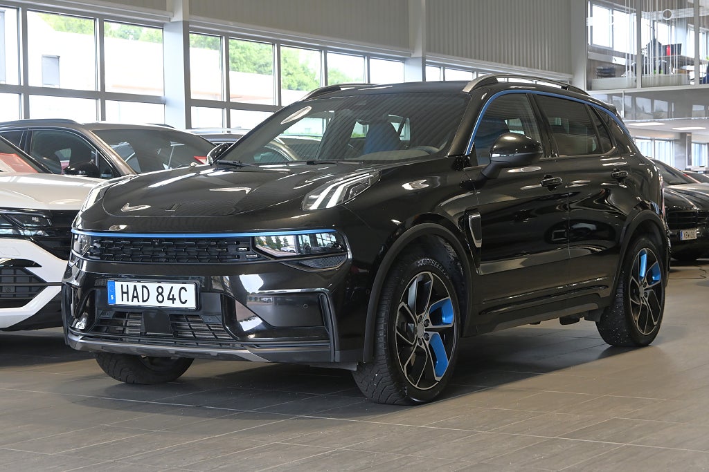 Lynk & Co 01 PHEV 261hk Panorama Infiniti 360 Navi