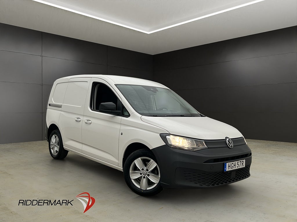 Volkswagen Caddy Cargo  2.0TDI Värmare B-Kamera CARPLAY Moms