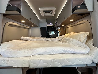 Husbil-halvintegrerad Robeta Adonis Mercedes 4x4 190HK AUT 17 av 26