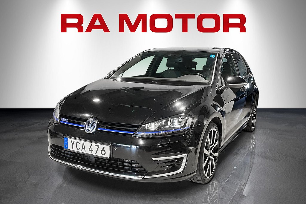 Volkswagen Golf GTE | Keyless | Helläder | Värmare | Kamera 2016