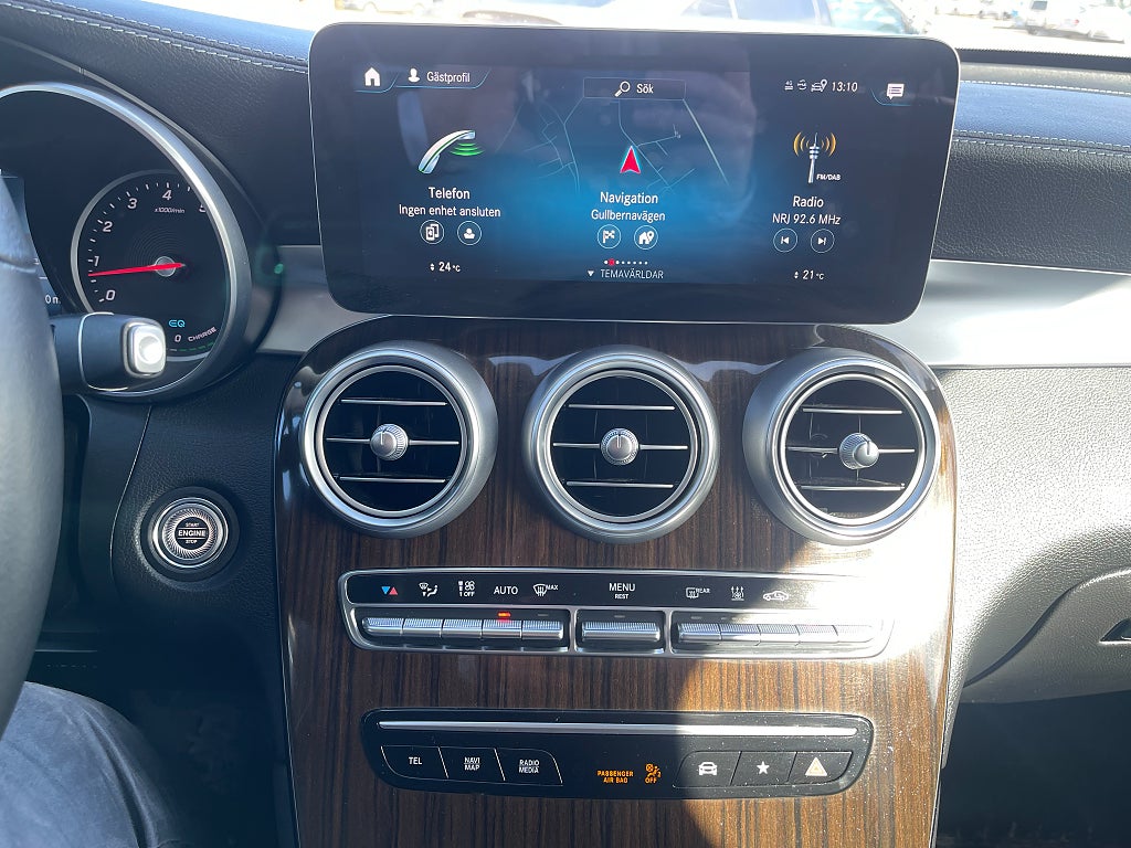 Mercedes-Benz GLC 300 e 4MATIC 9G-Tronic Base 320 hk