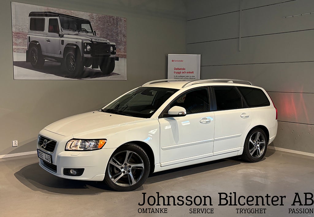 Volvo V50 D2 Momentum Classic Skinn Drag Xenon Kamrem bytt 115hk