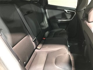SUV Volvo XC60 10 av 20