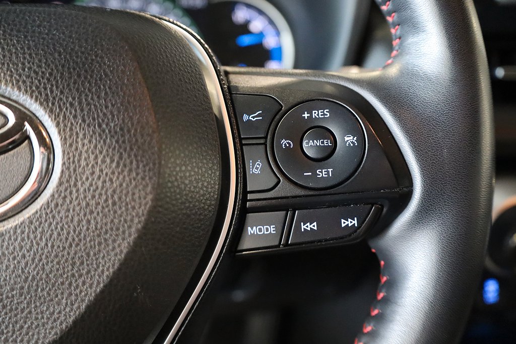Toyota RAV4 2,5 Plug-in Hybrid E-CVT Active AWD Dragkrok Navi 2021