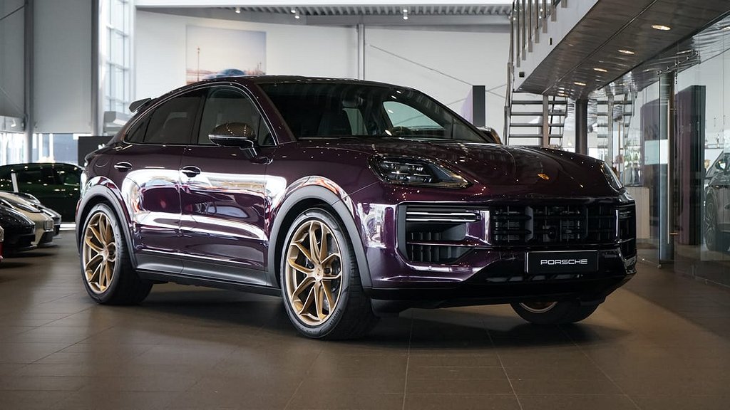 Porsche Cayenne Turbo E-Hybrid Coupé PTS  Merlinpurple GT Package