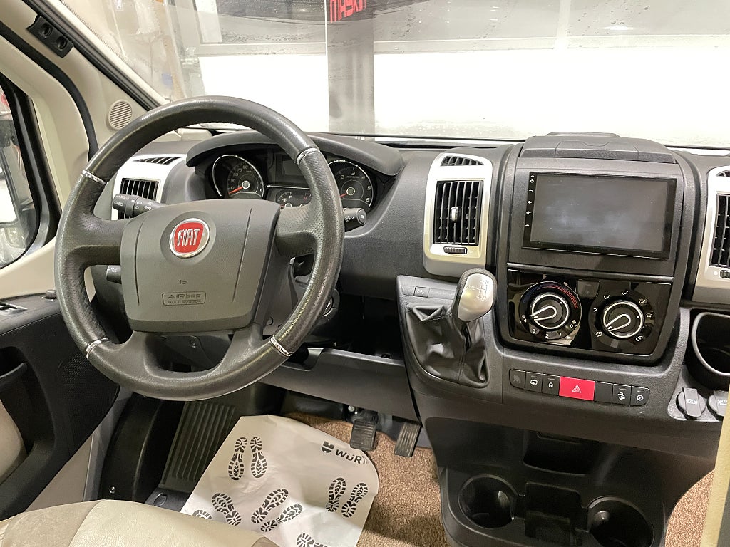 Pilote V 600 G /Solcell/Automat 150hk/Ugn/Under 6m - Pilote