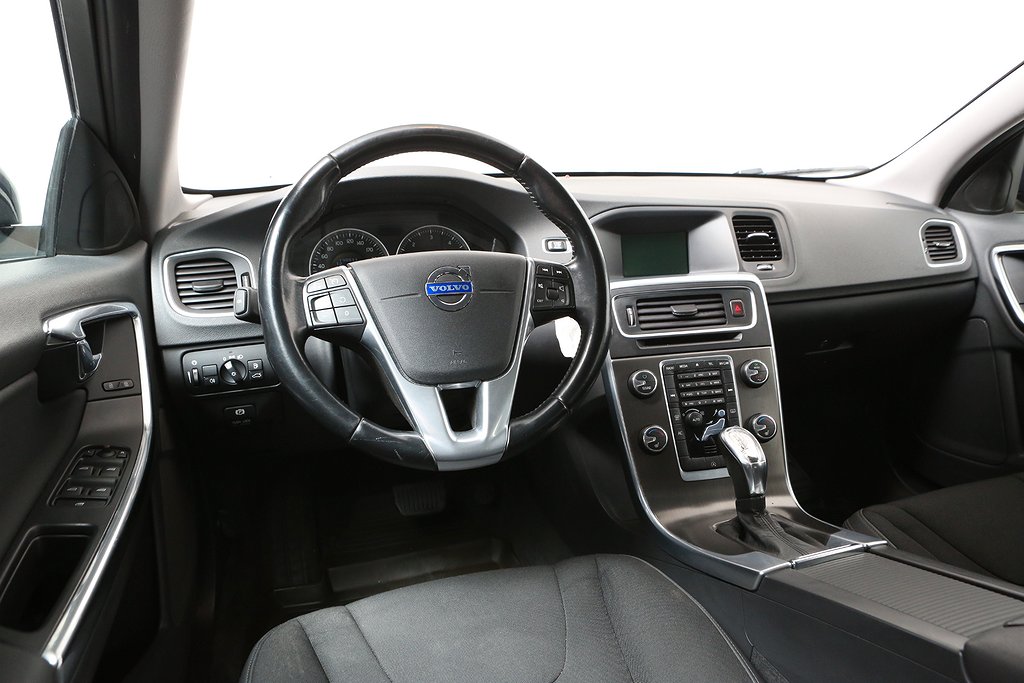 Volvo V60 D2 115hk Momentum Aut Dieselv Dragkrok 2013