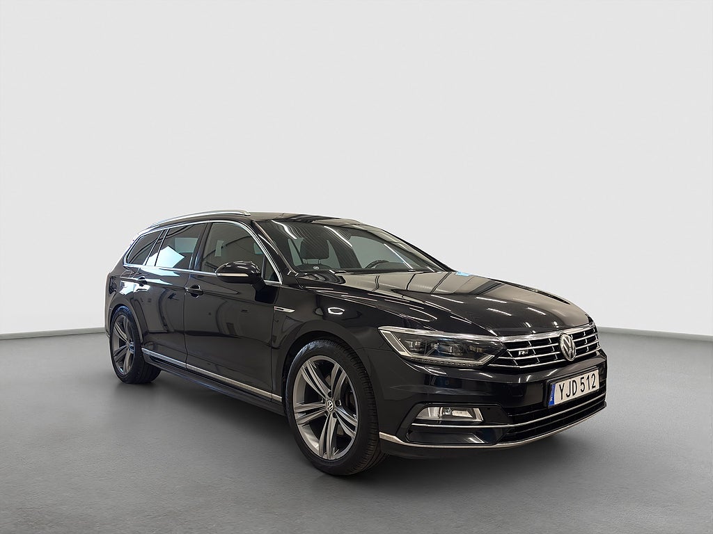 Volkswagen Passat 2.0 TSI GTR 4M 280hk R-Line Cockpit Värmare Skinn Drag