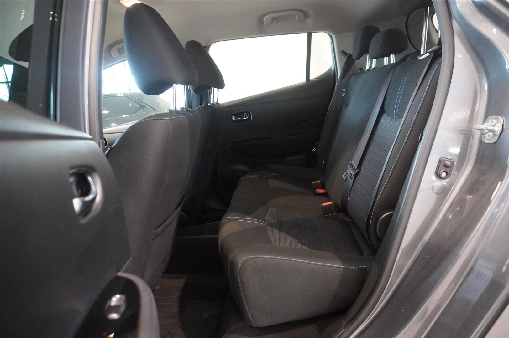 Nissan Leaf 5dr N-Connecta 39 kWh 2022, kuva 6/48