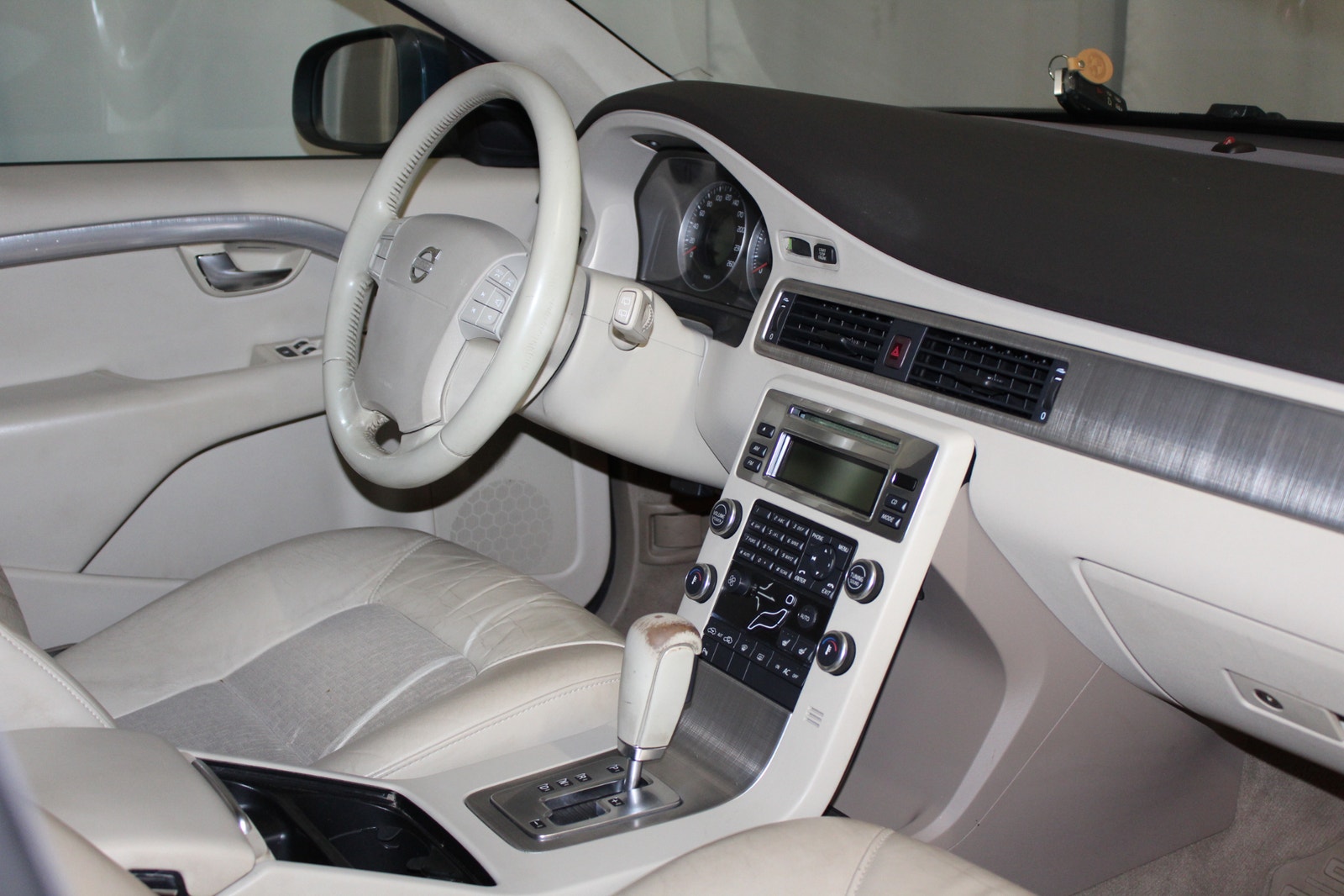 Volvo V70 2.4D Geartronic Momentum, Drag, S&V-hjul 2008 - miniatyr 15