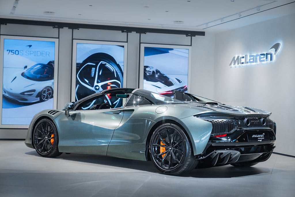 Gallery image 3 of 17