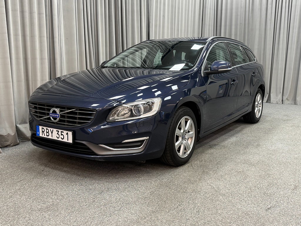 Volvo V60 D2 115HK Momentum Drag/Värmare/Kamrem bytt/Nyservad